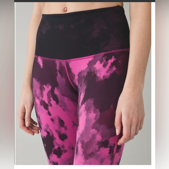 lululemon athletica Pants - 🖤 Lululemon Sweaty Endeavor Tight
Blooming Pixie Raspberry Black / Black